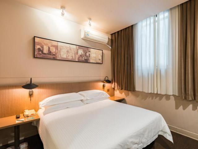Jinjiang Inn Nanjing Road Pedestrian Streeteast Asia Hotel Šanghaj Exteriér fotografie