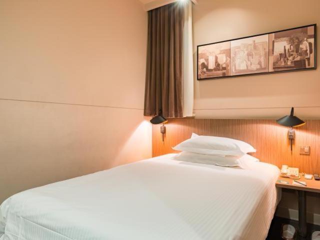 Jinjiang Inn Nanjing Road Pedestrian Streeteast Asia Hotel Šanghaj Exteriér fotografie
