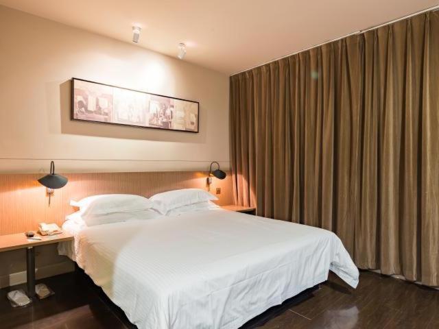 Jinjiang Inn Nanjing Road Pedestrian Streeteast Asia Hotel Šanghaj Exteriér fotografie